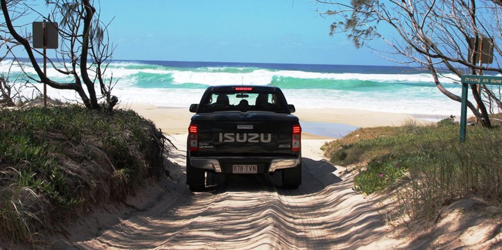 4WD on Moreton Island - Moreton Island Adventures